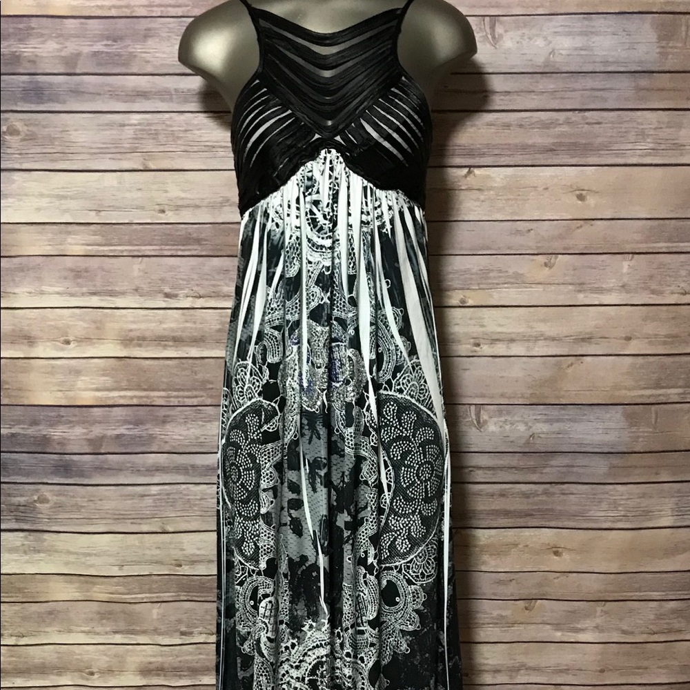 Gabriella Rocha maxi dress. Size L. NWOT